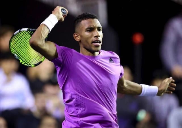 队内的杰出 队内的杰出