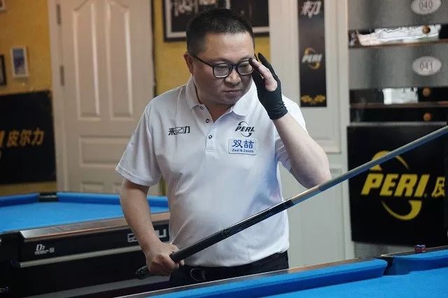 沃尔在场上 沃尔在场上