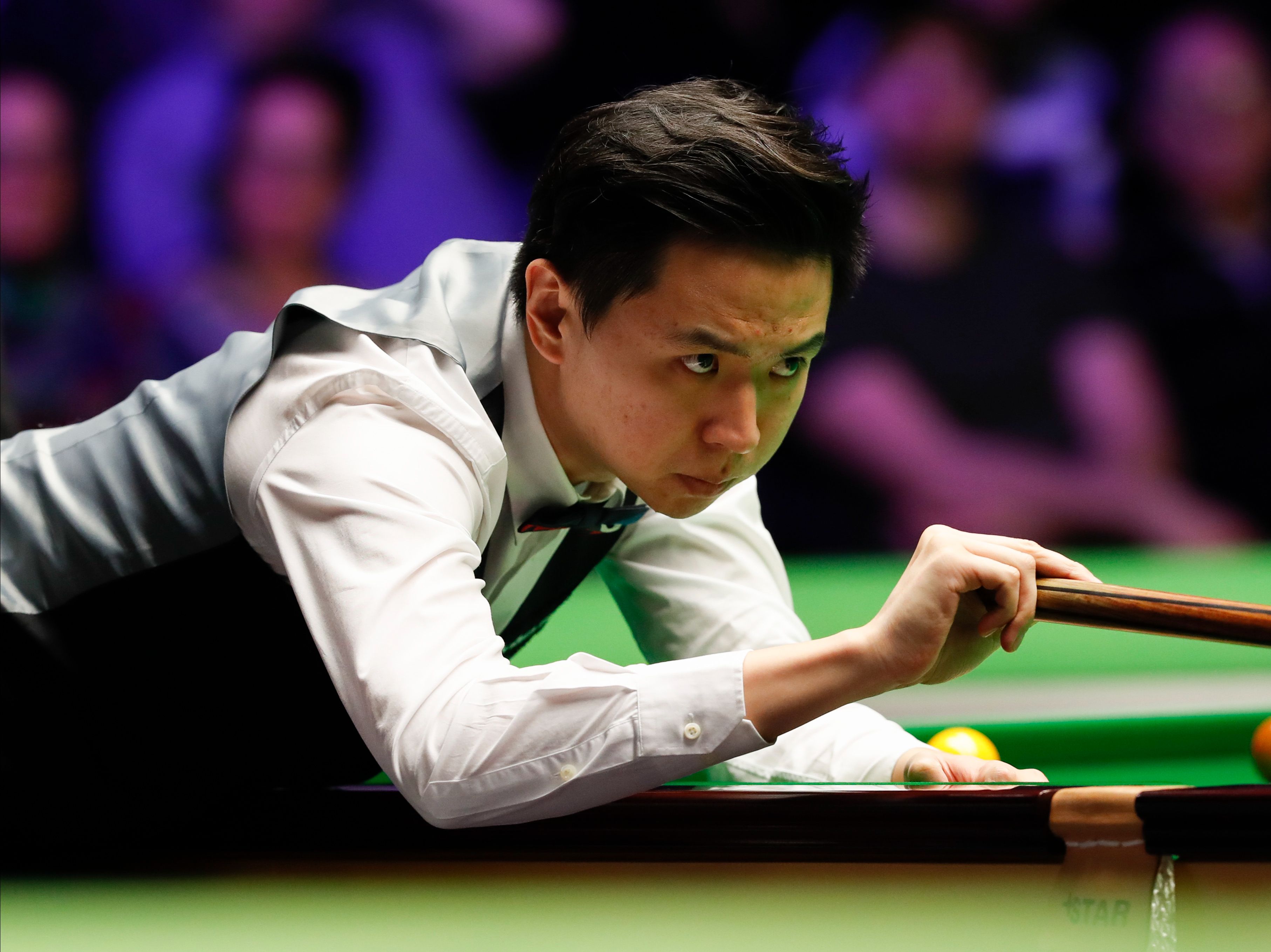 我们拭目以 我们拭目以